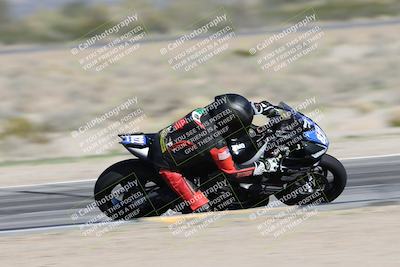 media/Jan-15-2026-Racers Edge (Thu) [[dfebeb70ab]]/2-A Group/Session 3 (Turn 15 Inside Pans)/